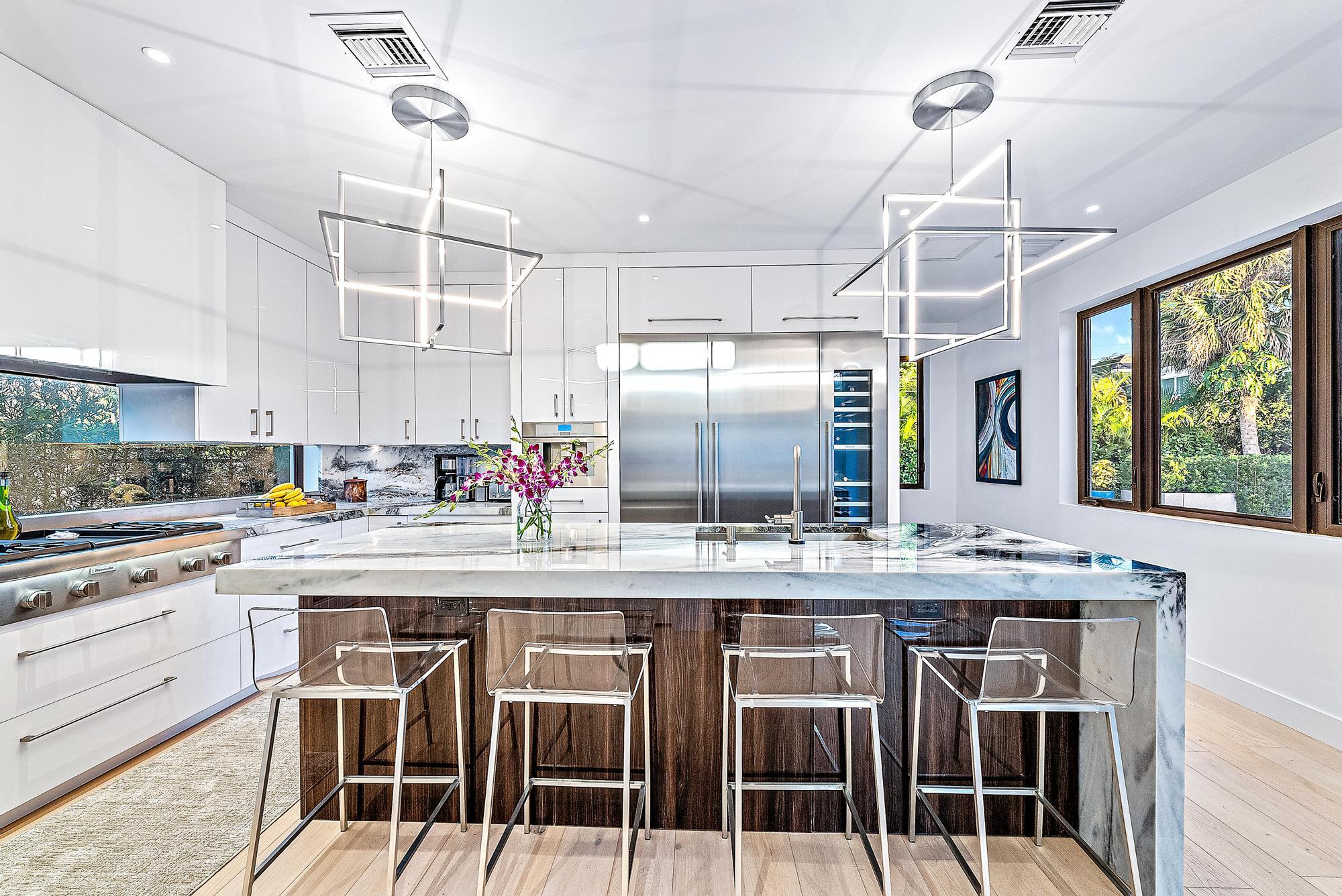 MIRAMAR SHORES - Residential