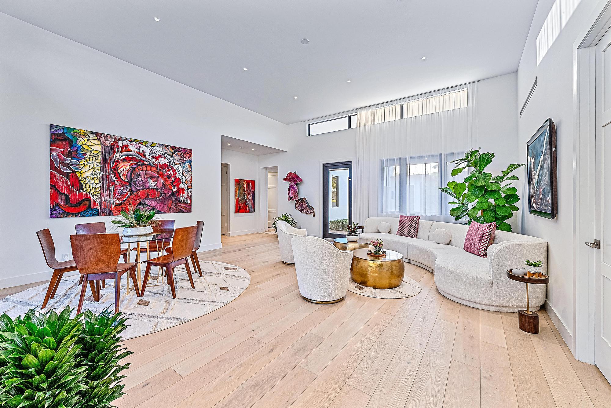 MIRAMAR SHORES - Residential