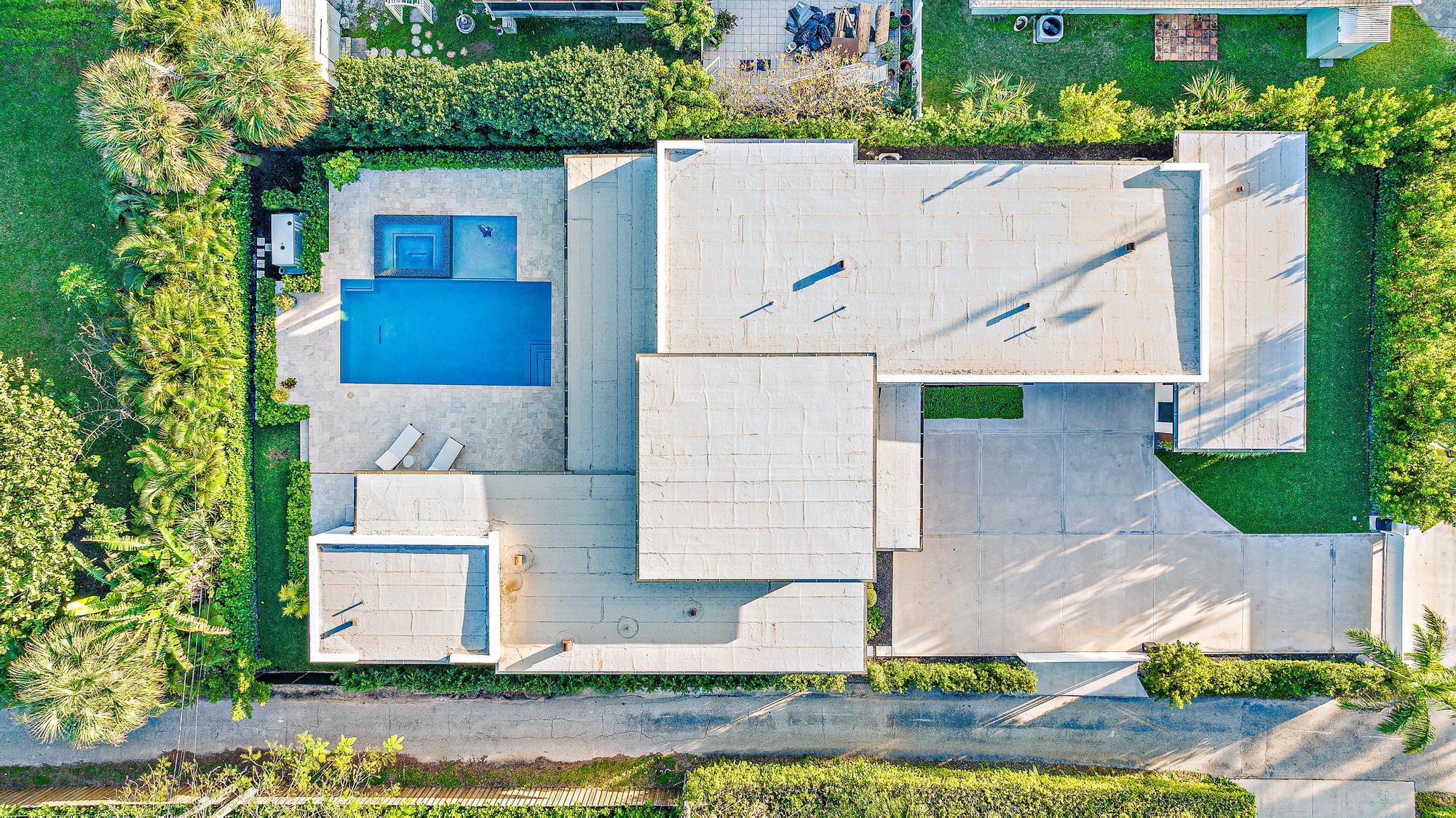 MIRAMAR SHORES - Residential