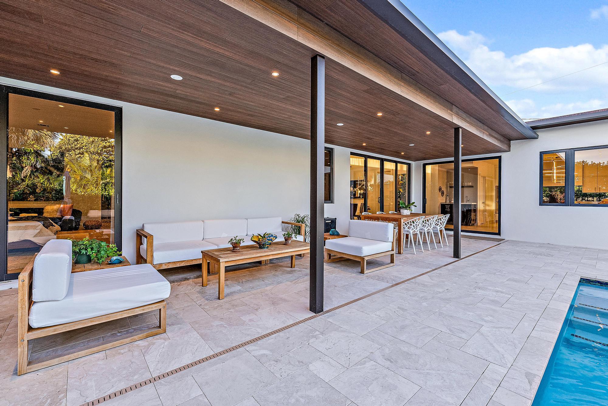 MIRAMAR SHORES - Residential