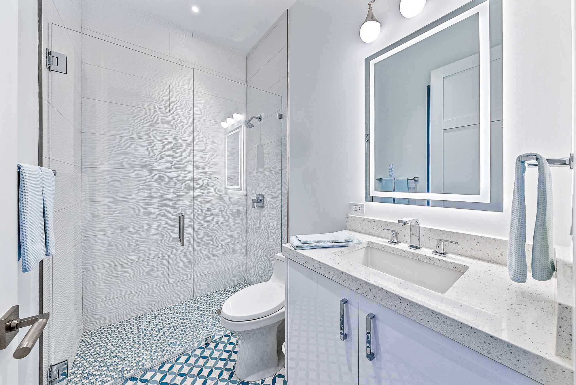 MIRAMAR SHORES - Residential