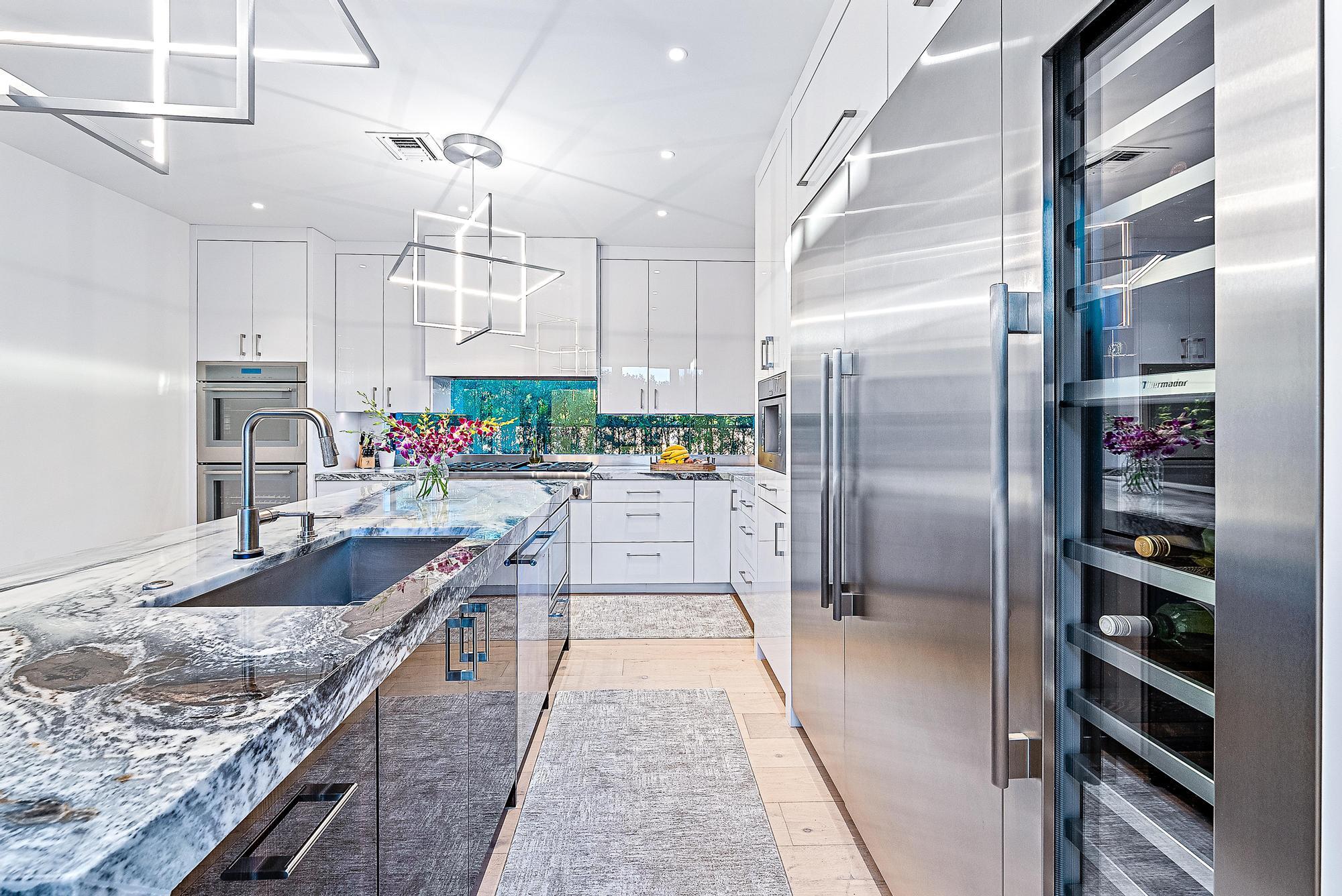 MIRAMAR SHORES - Residential