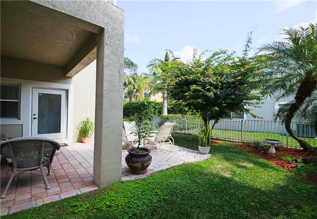 Vizcaya / Lakeview West - Residential