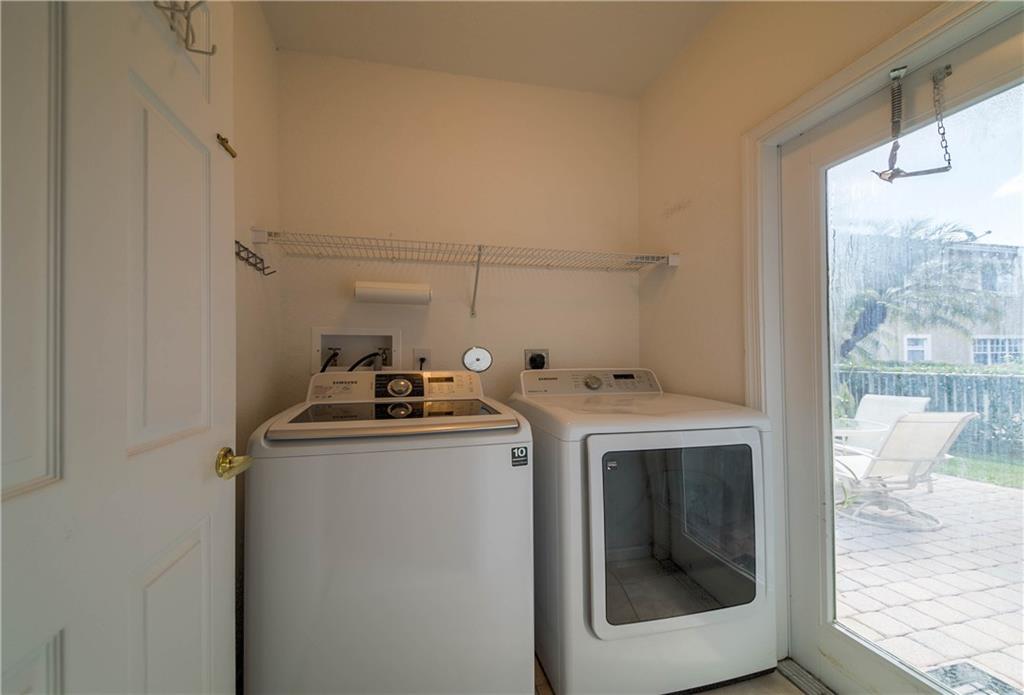 Vizcaya / Lakeview West - Residential