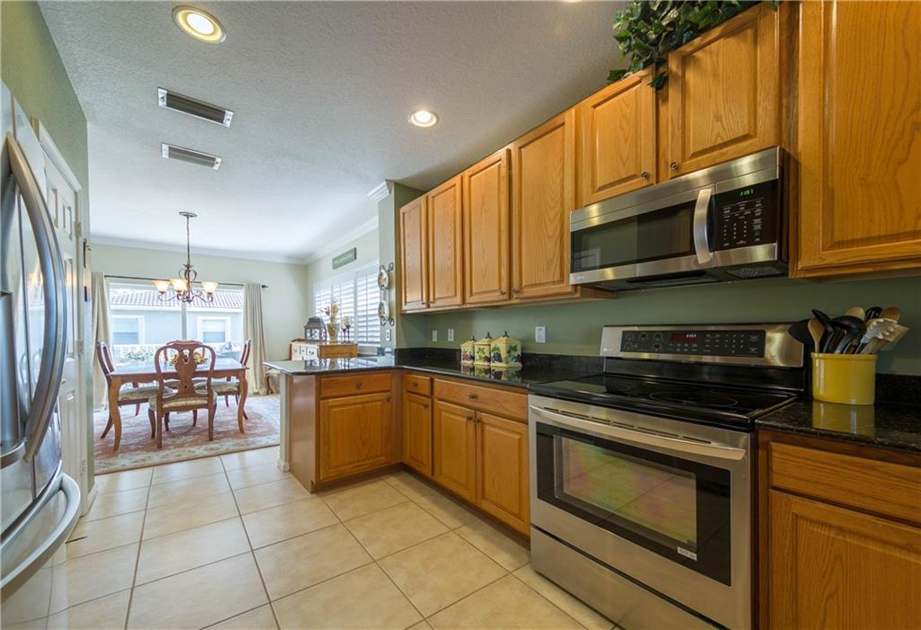 Vizcaya / Lakeview West - Residential