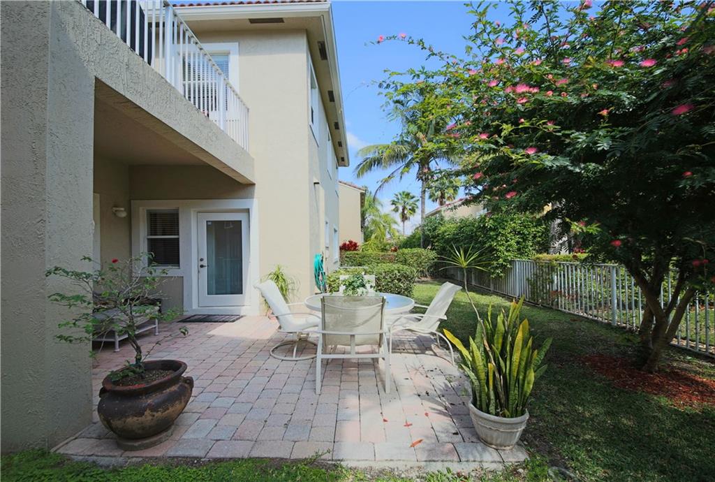 Vizcaya / Lakeview West - Residential