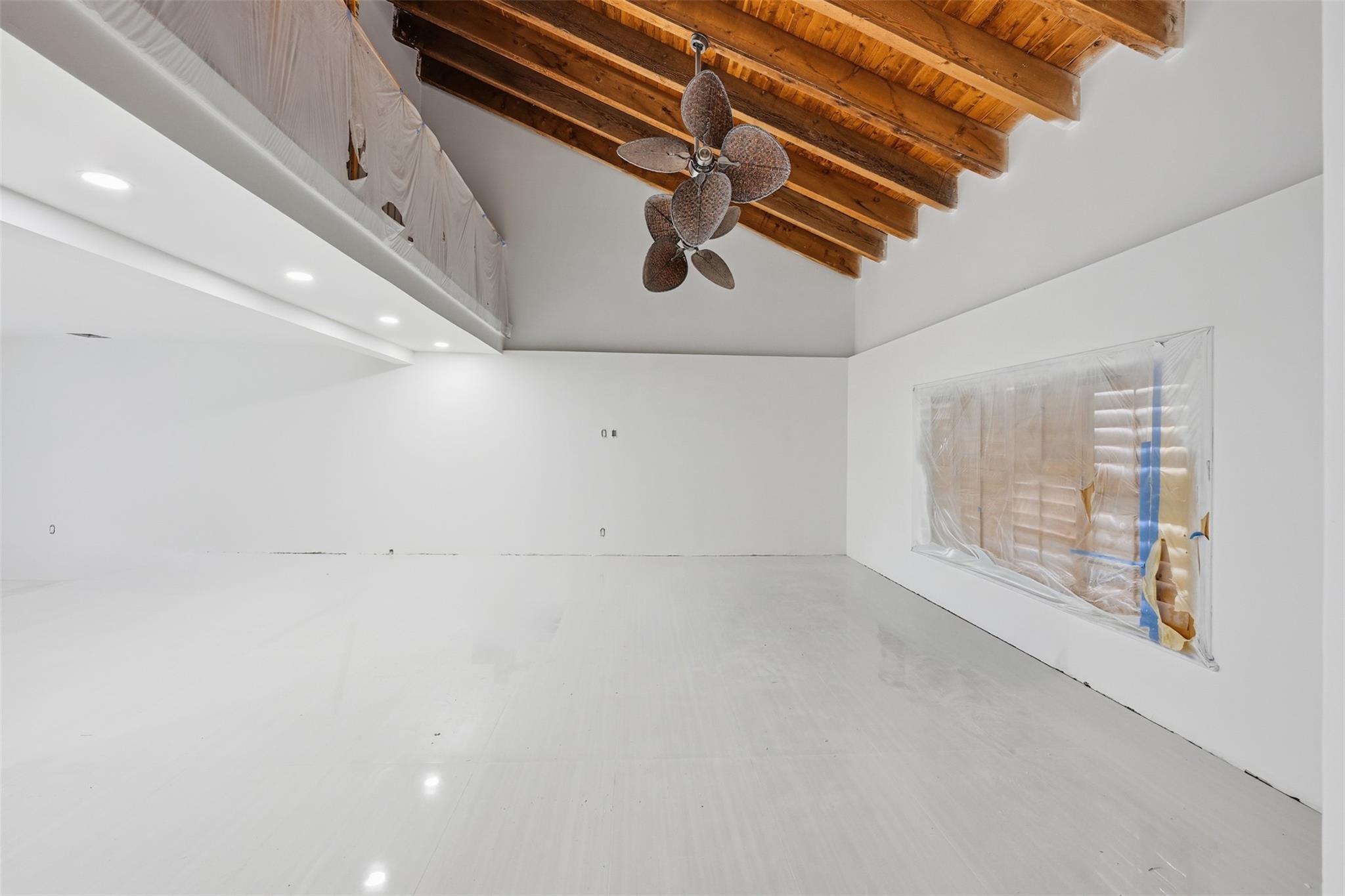 Dolphin Isles - Residential