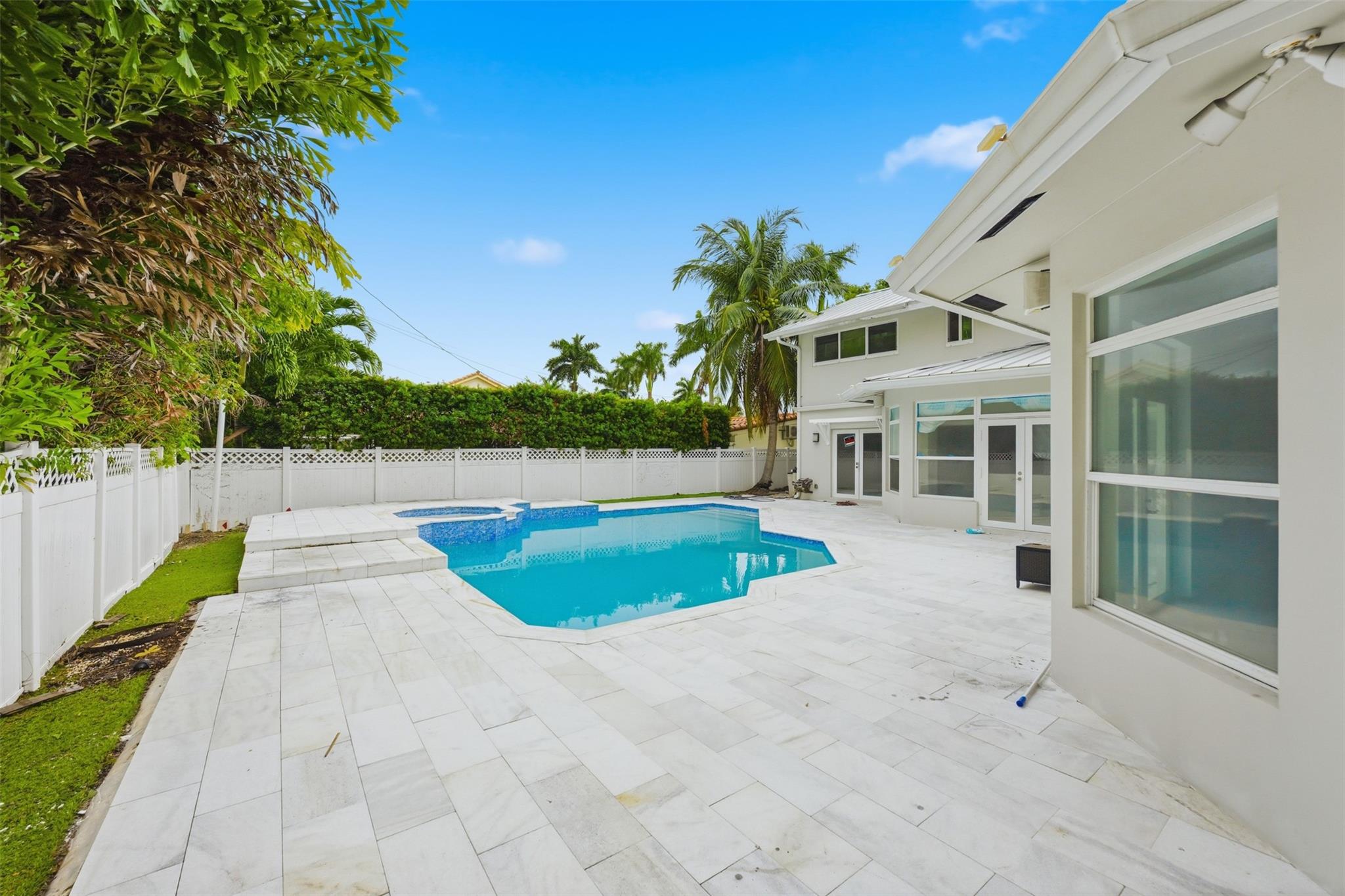 Dolphin Isles - Residential