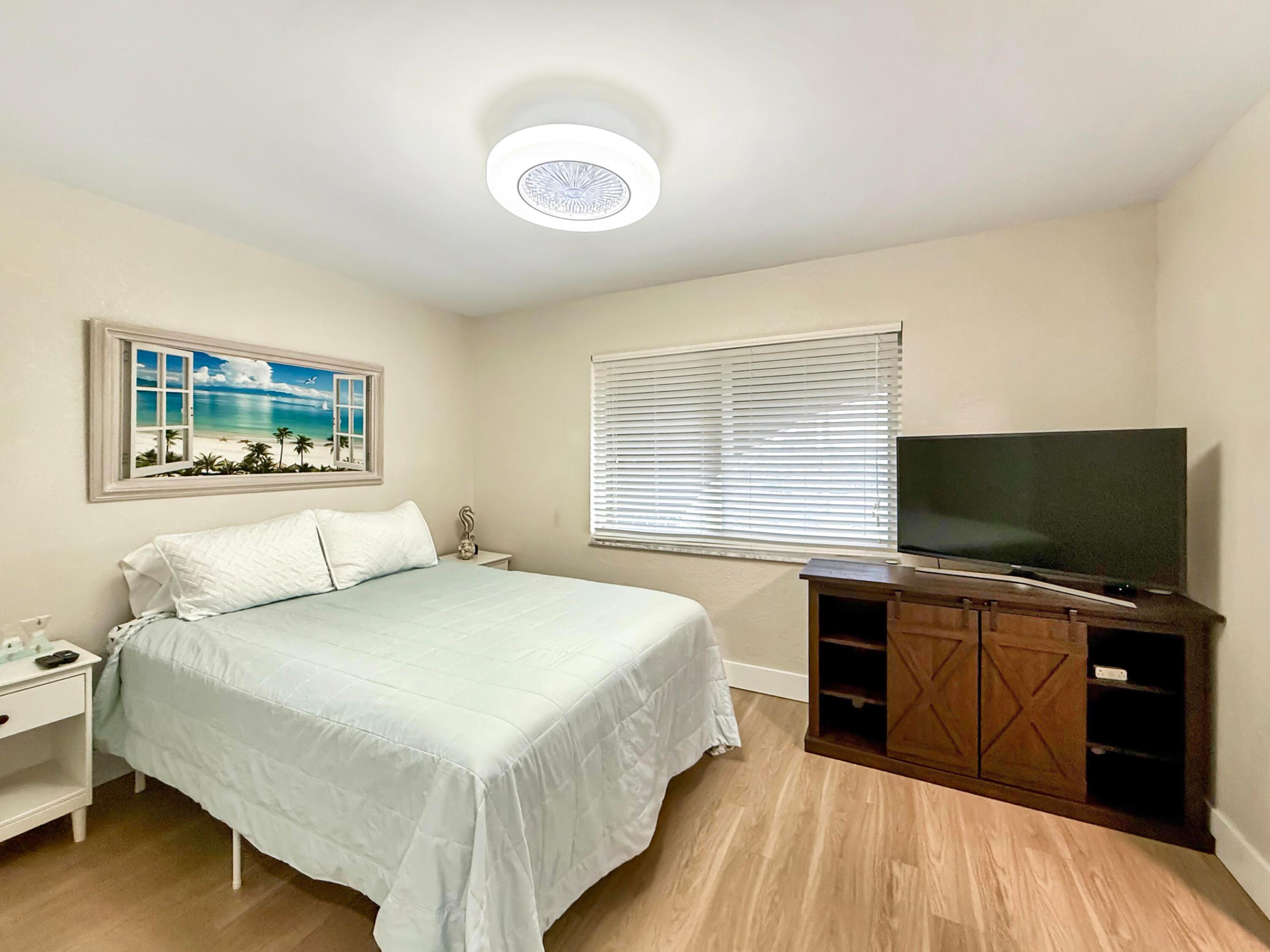 PALM GREENS AT VILLA DEL RAY CONDO II - Residential Lease
