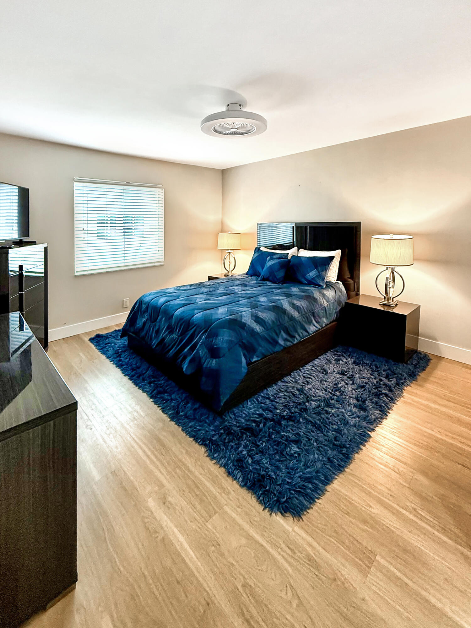 PALM GREENS AT VILLA DEL RAY CONDO II - Residential Lease