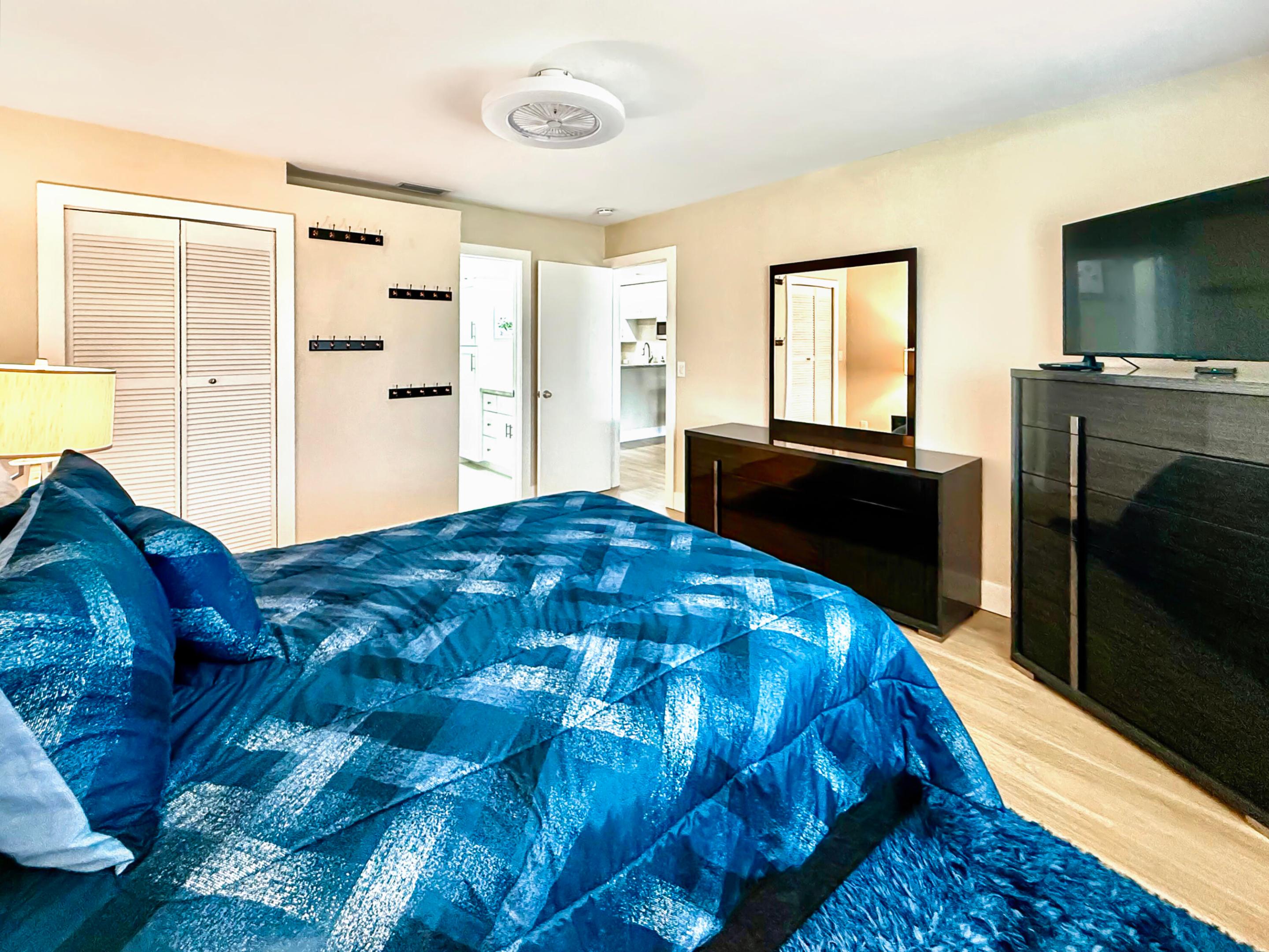 PALM GREENS AT VILLA DEL RAY CONDO II - Residential Lease