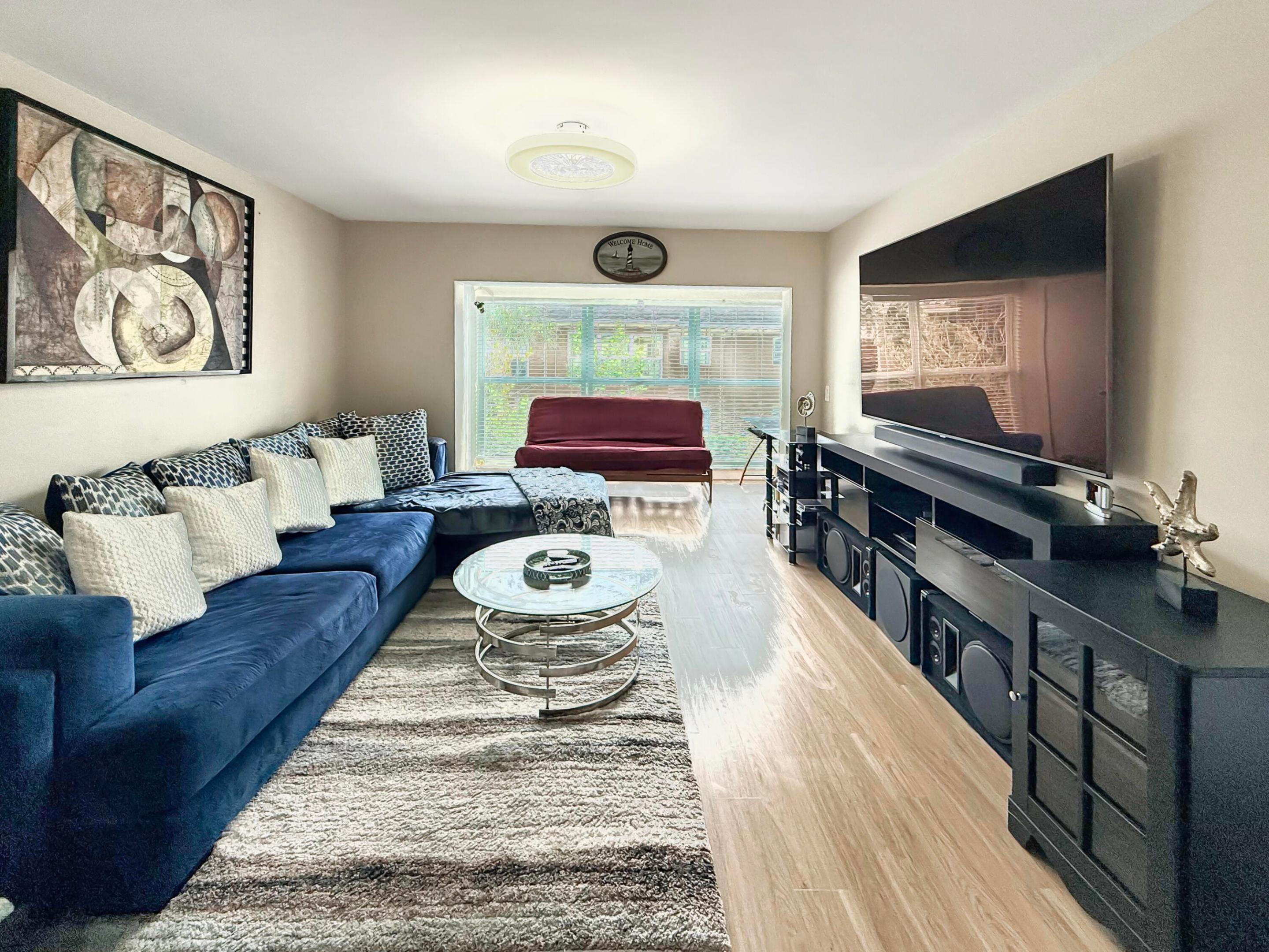 PALM GREENS AT VILLA DEL RAY CONDO II - Residential Lease