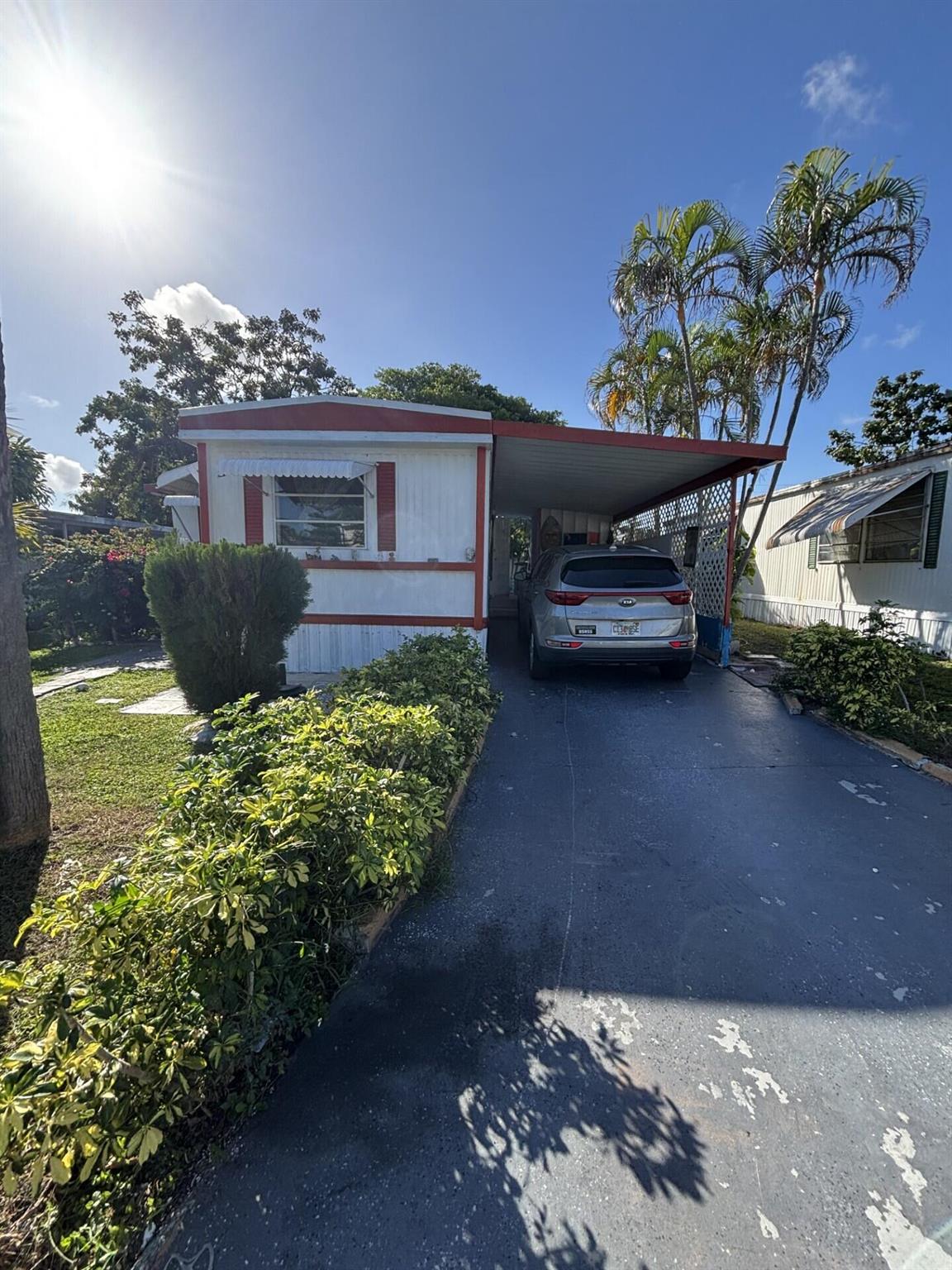 PRICE REDUCED!!!WELL MAINTAINED MANUFACTURED HOME WITH 3 BEDROOMS, 2 BATHS IN 55+ COMMUNITY. THIS HOME HAS LOTS OF POTENTIAL AND PERFECT FOR A FIRST TIME HOME BUYER. COME SEE IT TODAY! OWNER IS MOTIVATED. CLUBHOUSE WITH HEATED POOL. TAXES PAID THROUGH THE CO-OP. LAND LEASE: $914+14.06 FOR TRASH.