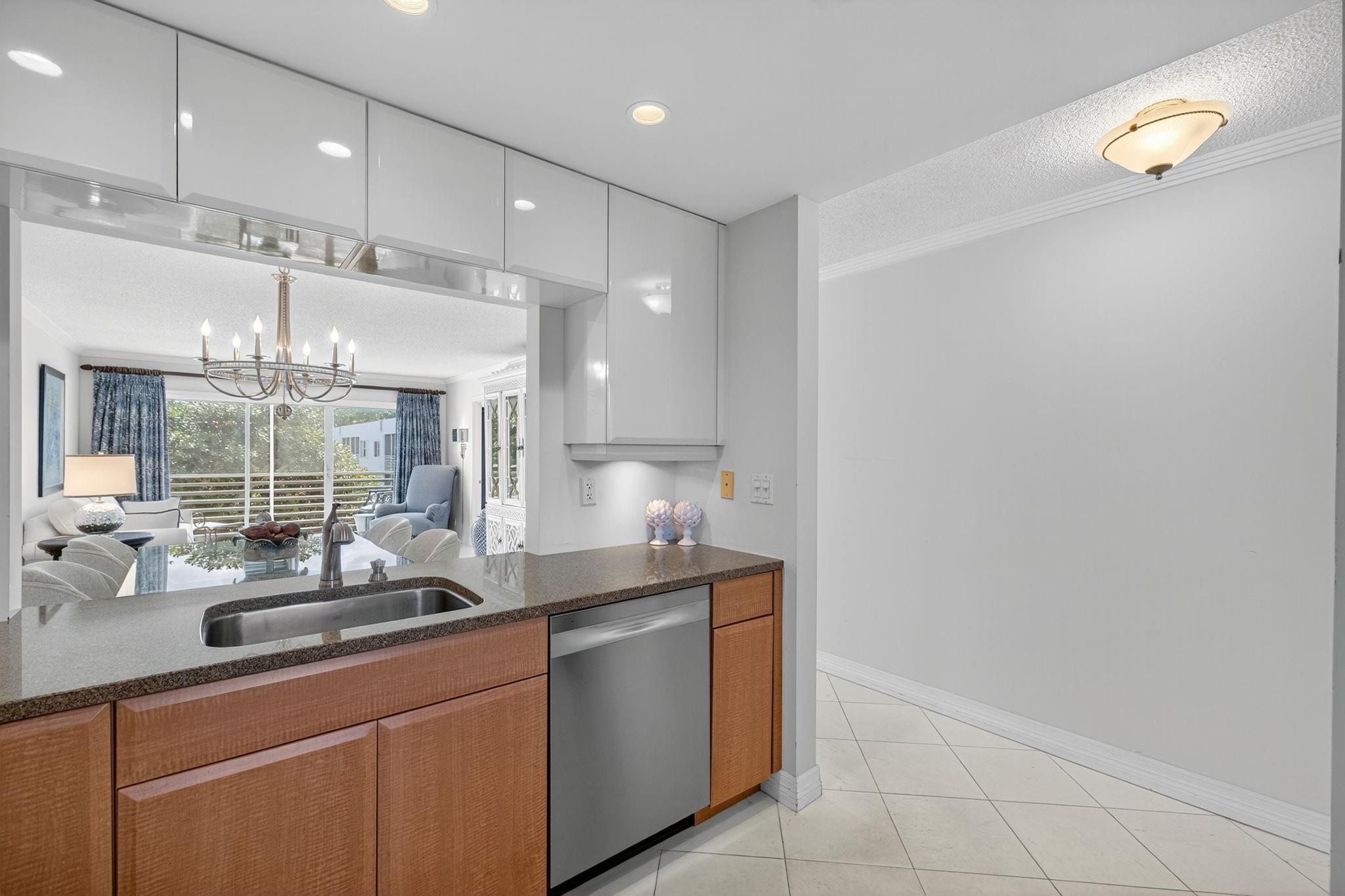 Gardens By The Sea South - Residential