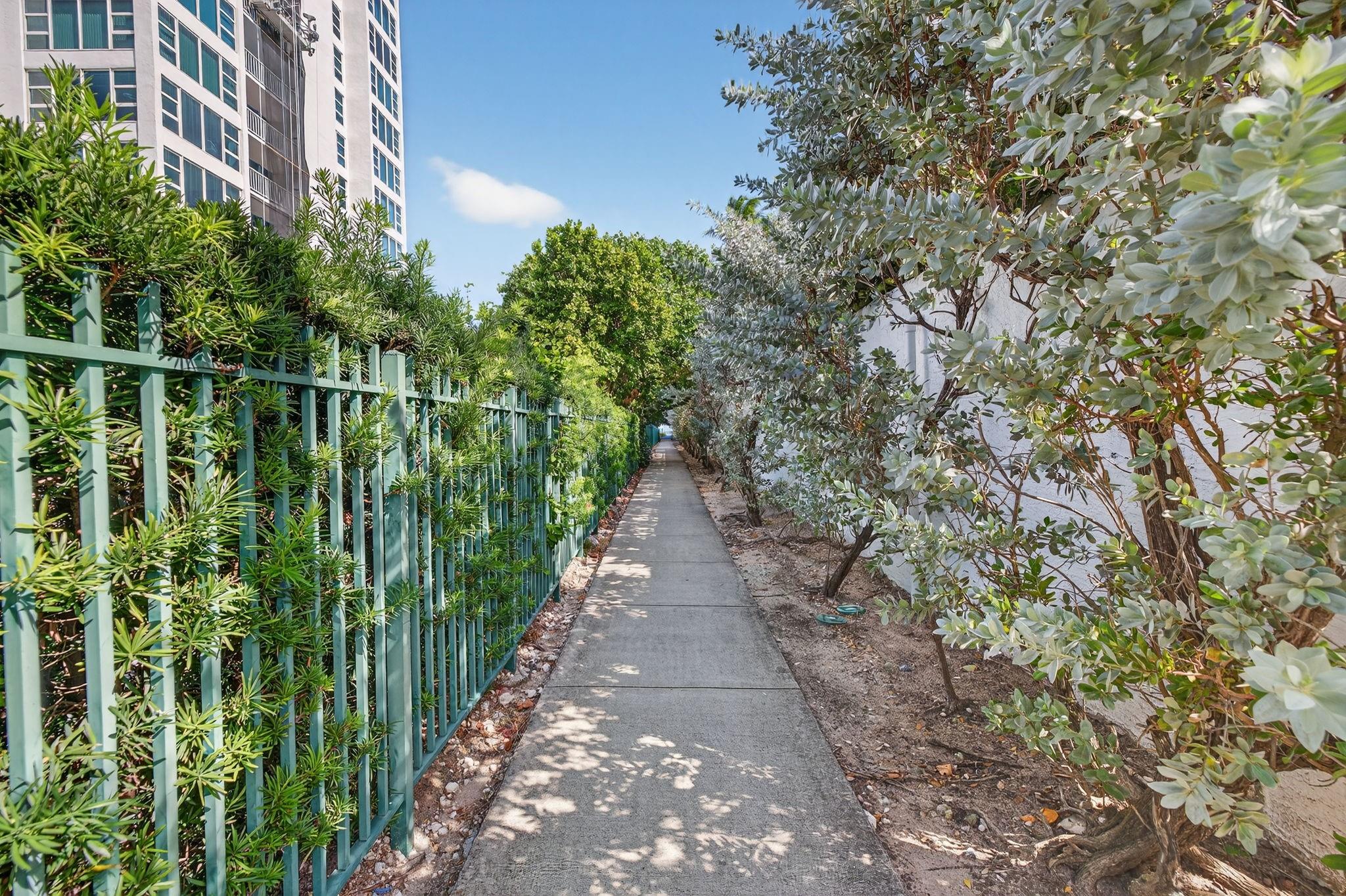 Gardens By The Sea South - Residential