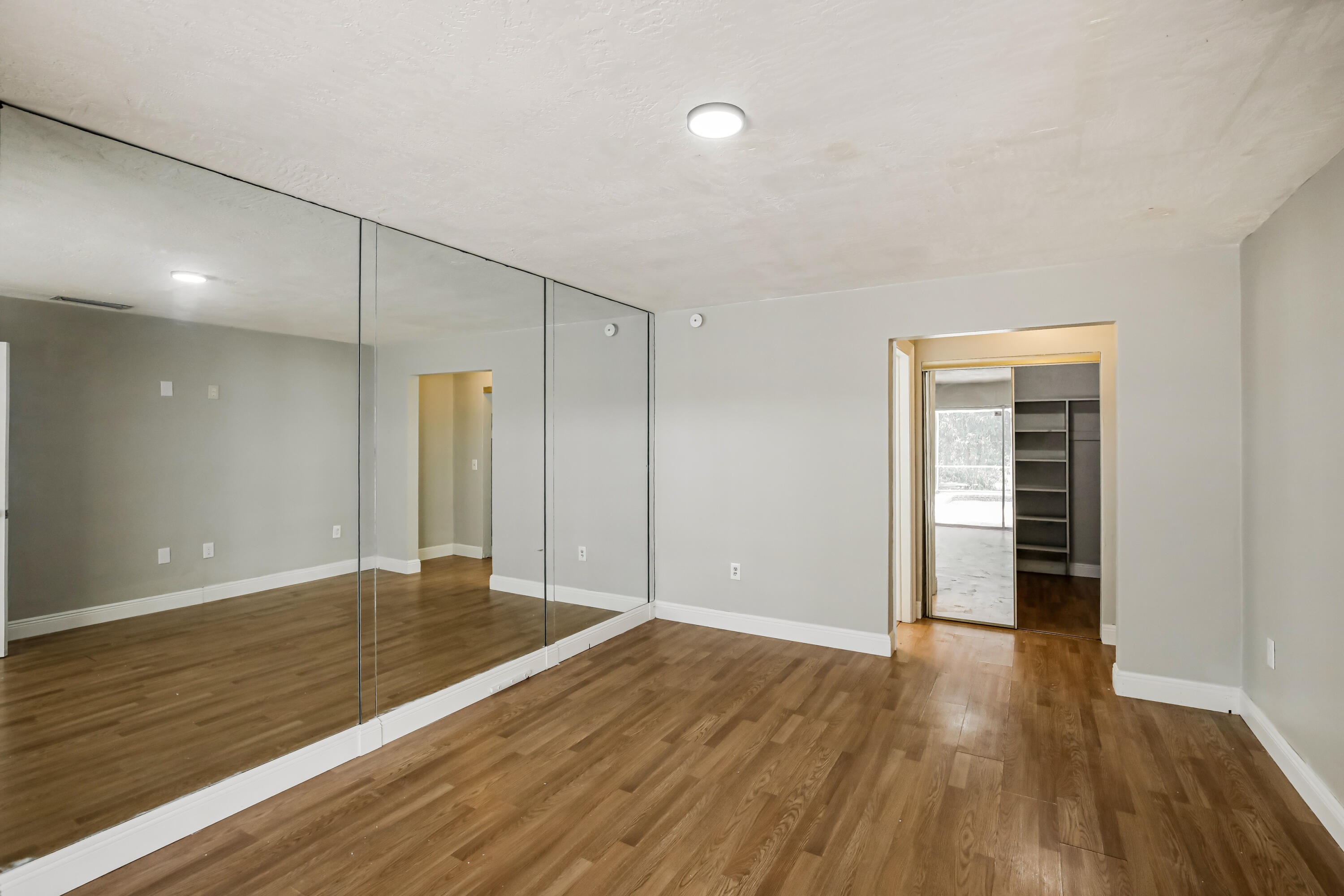 KNOLLS 1ST SECTION - Residential