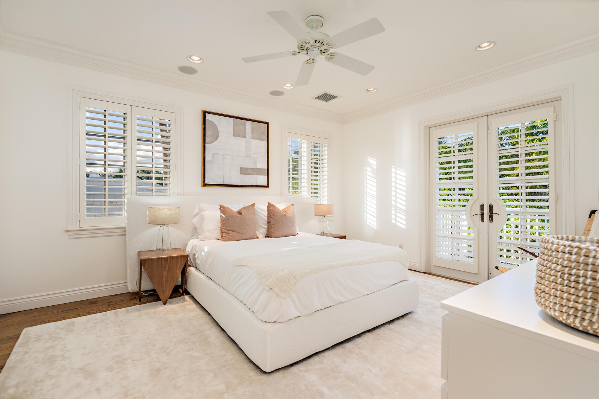 EL ENCANTO IN - Residential Lease