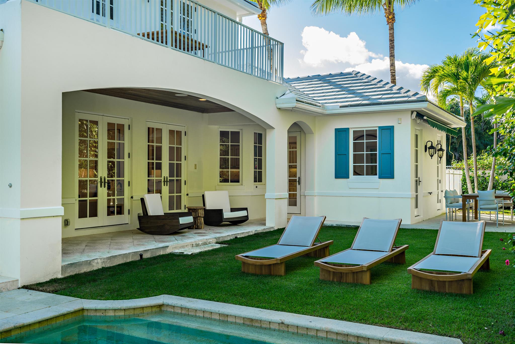 EL ENCANTO IN - Residential Lease