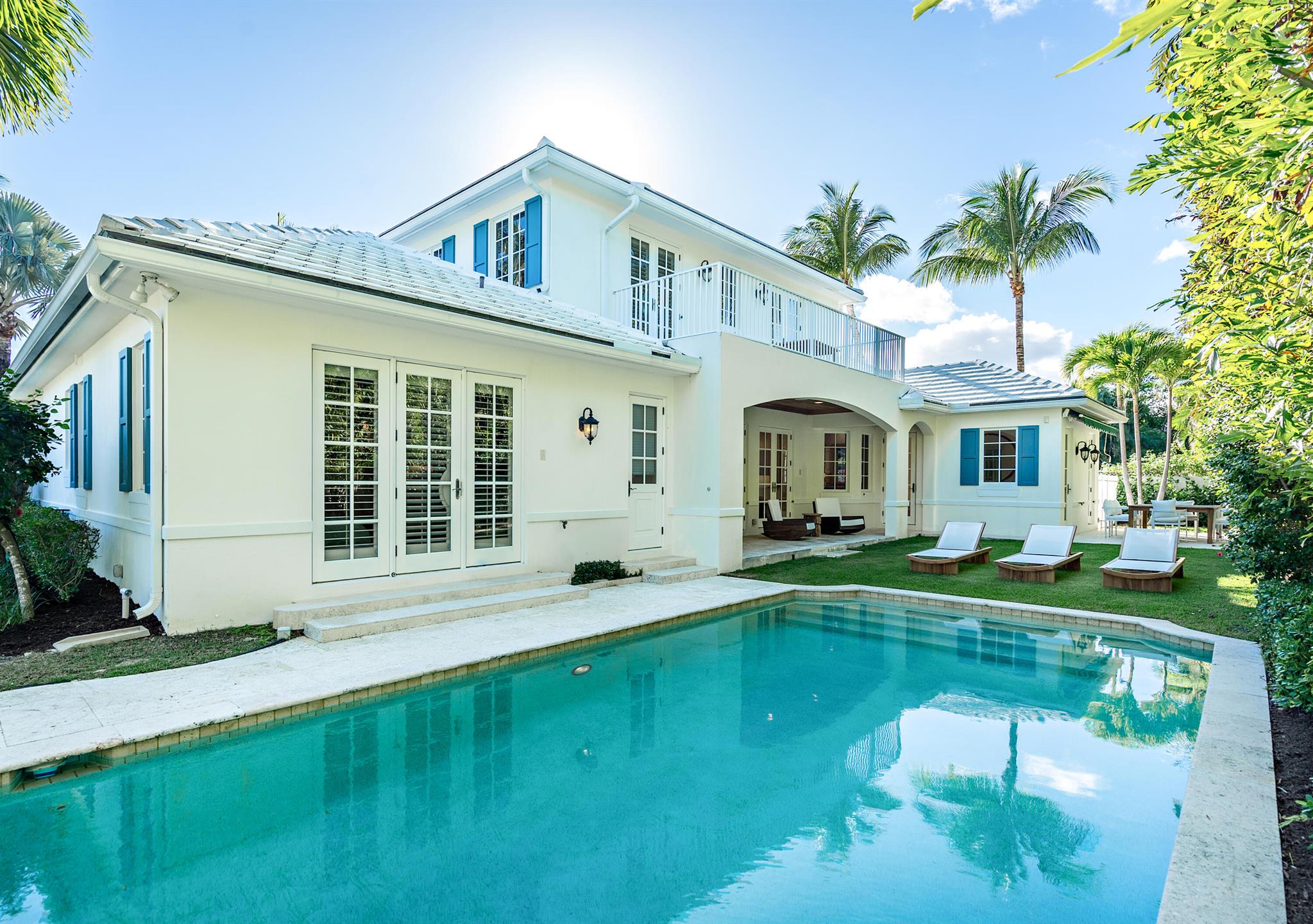 EL ENCANTO IN - Residential Lease