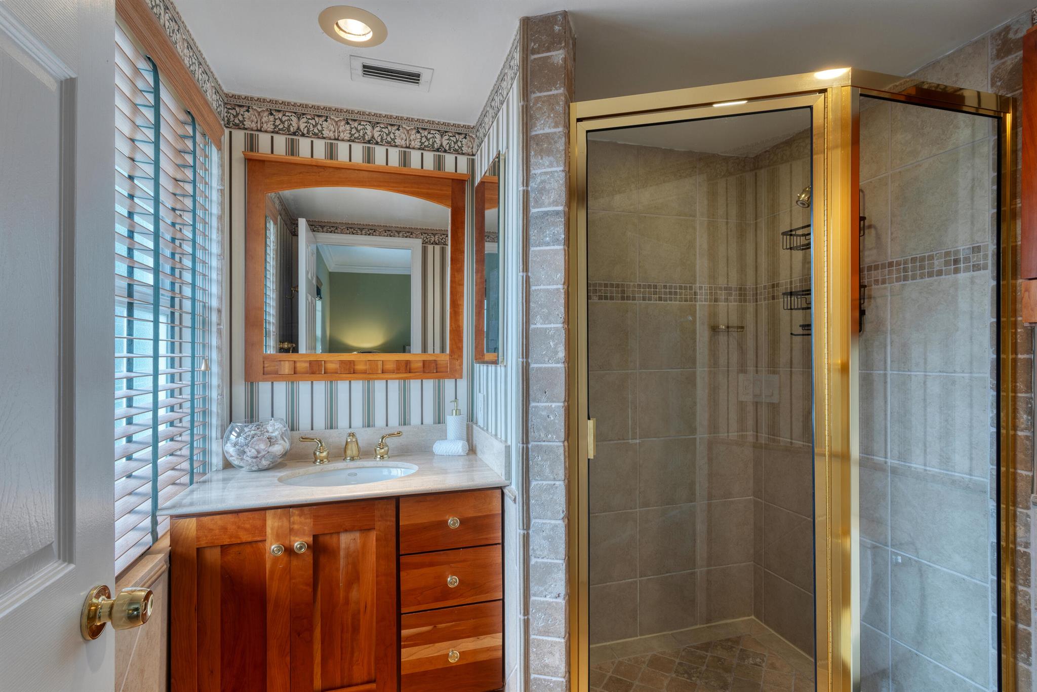 SEAGATE EXT - Residential