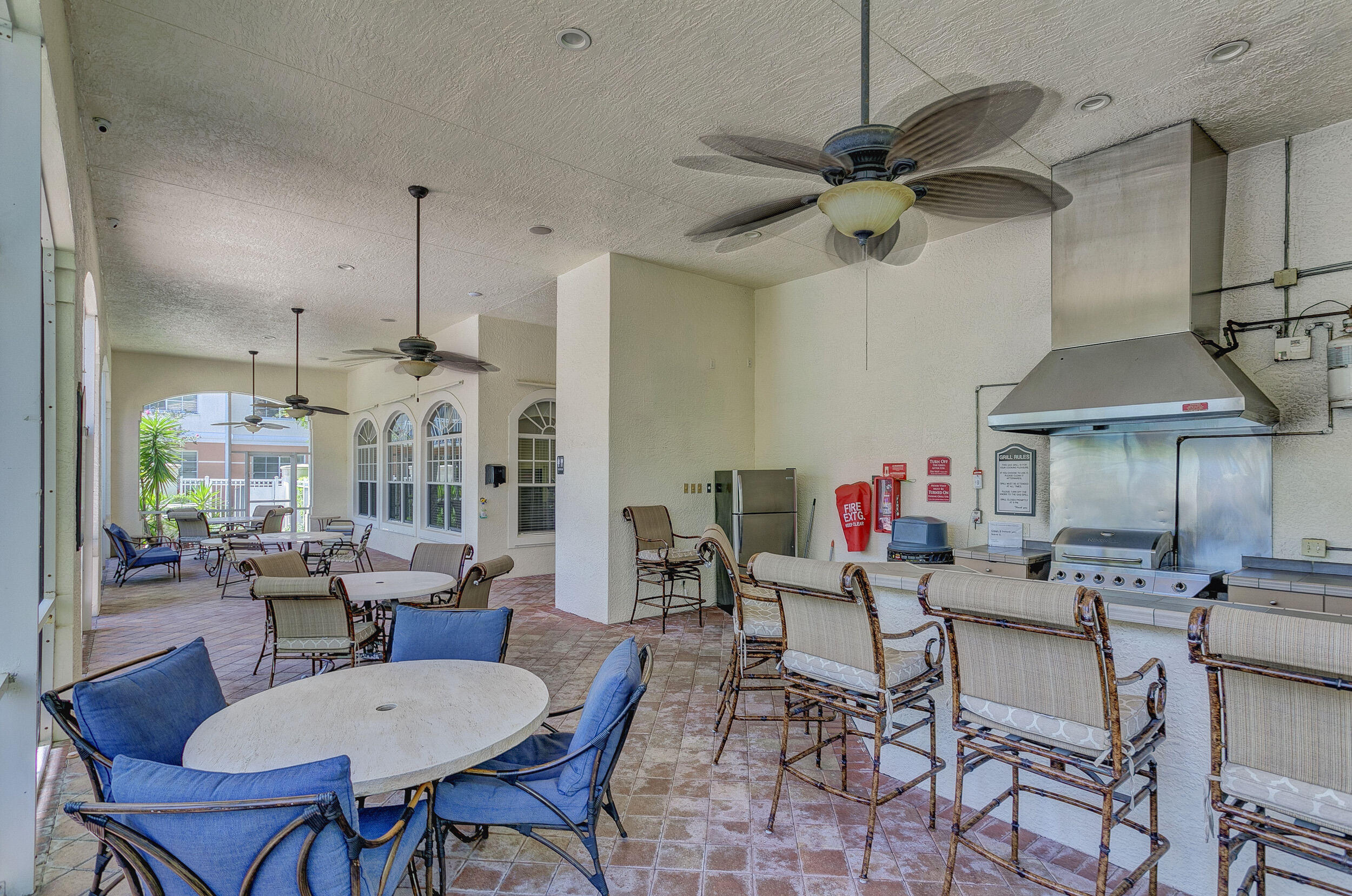 FIORE AT THE GARDENS CONDO - Residential Lease
