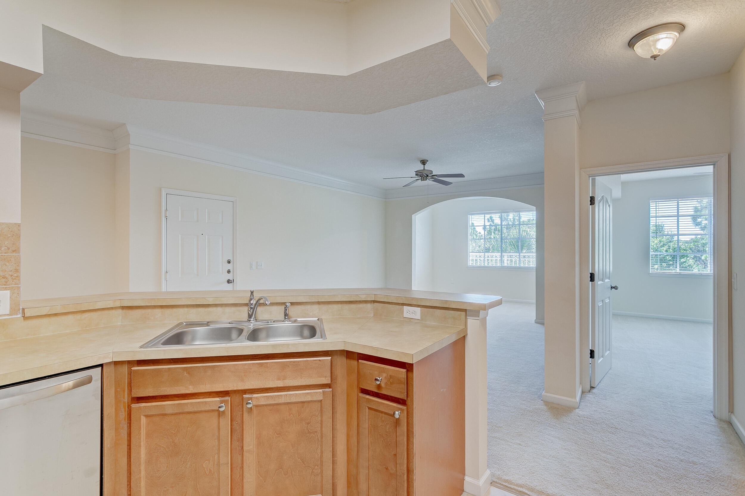FIORE AT THE GARDENS CONDO - Residential Lease