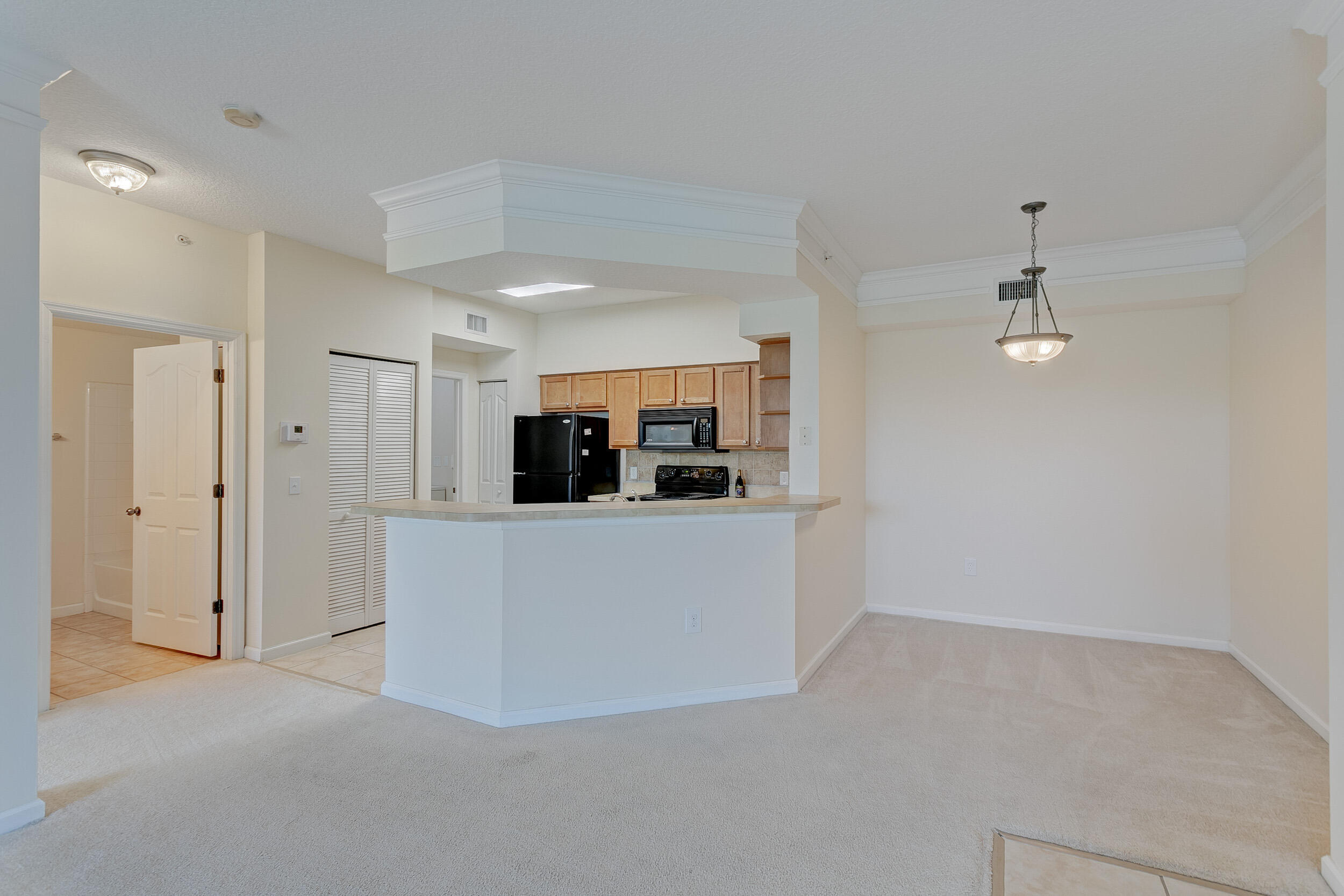 FIORE AT THE GARDENS CONDO - Residential Lease