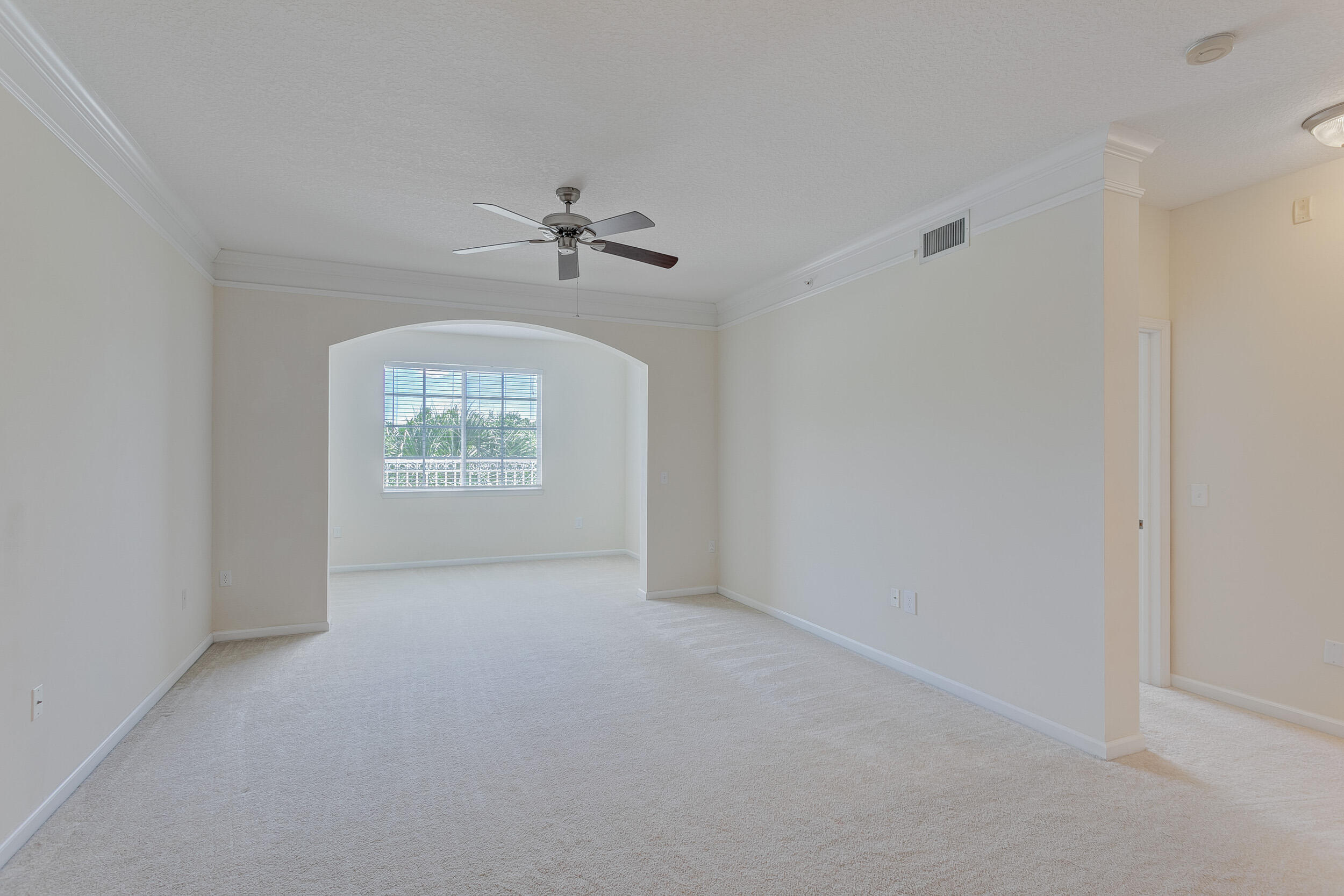 FIORE AT THE GARDENS CONDO - Residential Lease