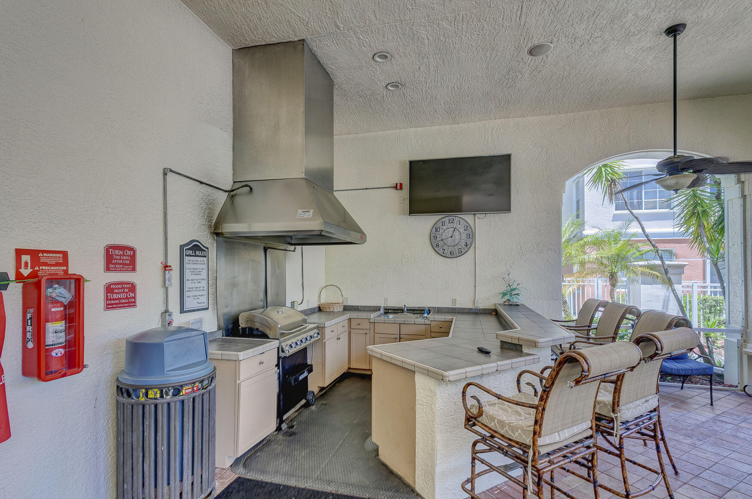 FIORE AT THE GARDENS CONDO - Residential Lease