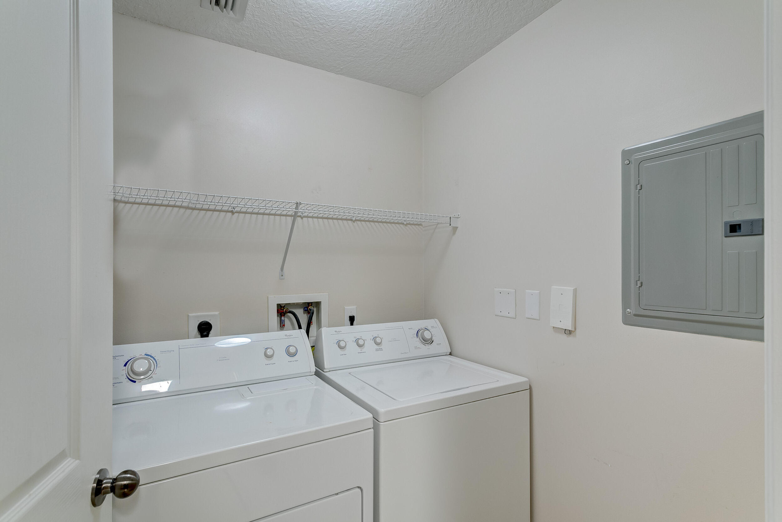 FIORE AT THE GARDENS CONDO - Residential Lease