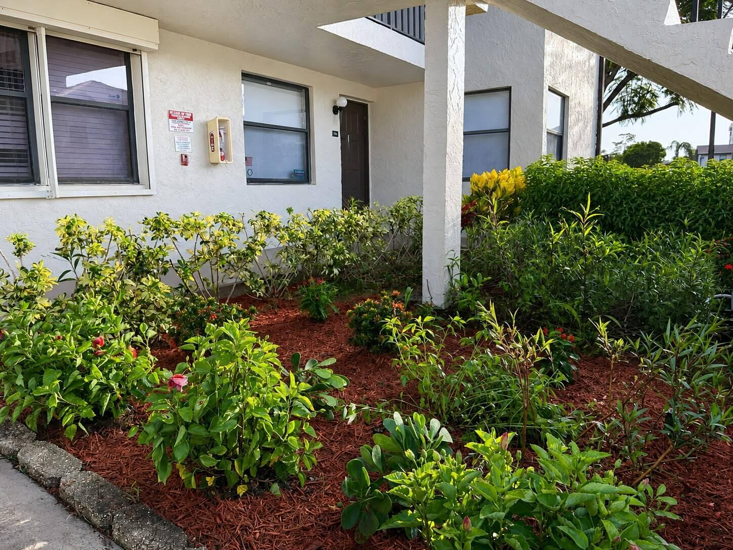 7650 Tahiti Lane 105 - Photo 2