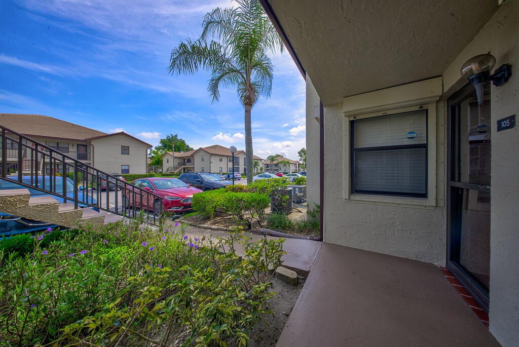 7650 Tahiti Lane 105
