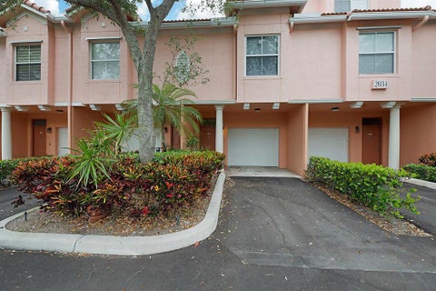 Featured picture for the property R10716938