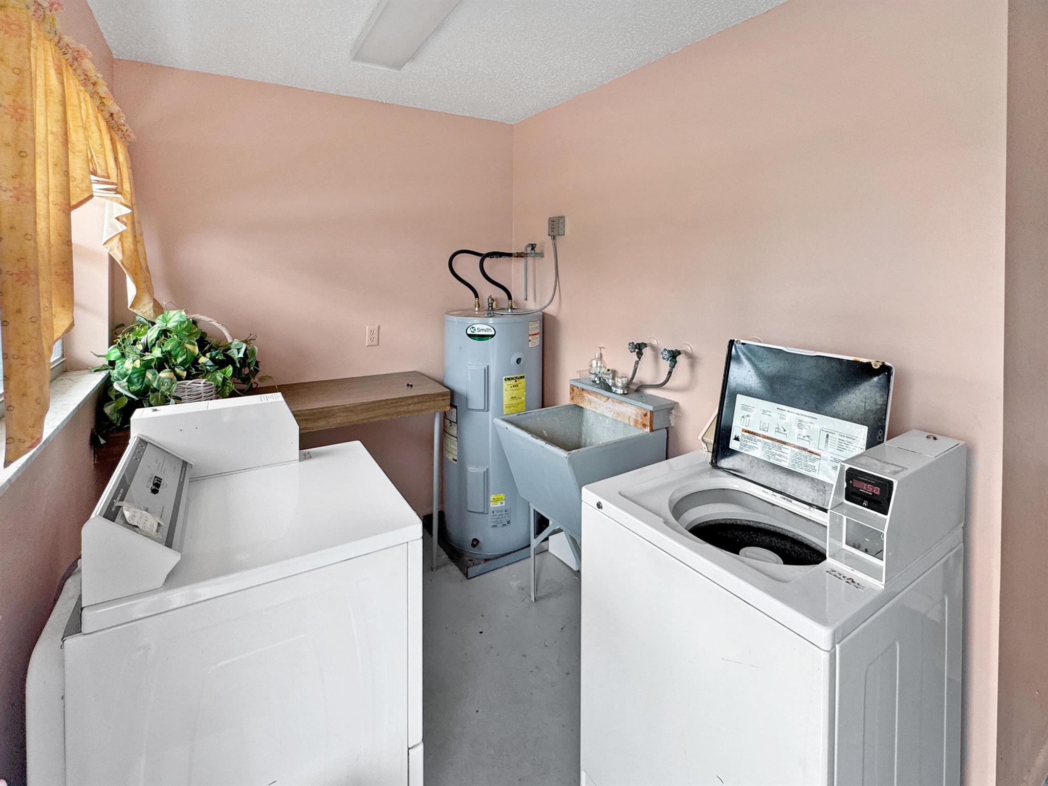 LITTLE CLUB CONDO - Residential