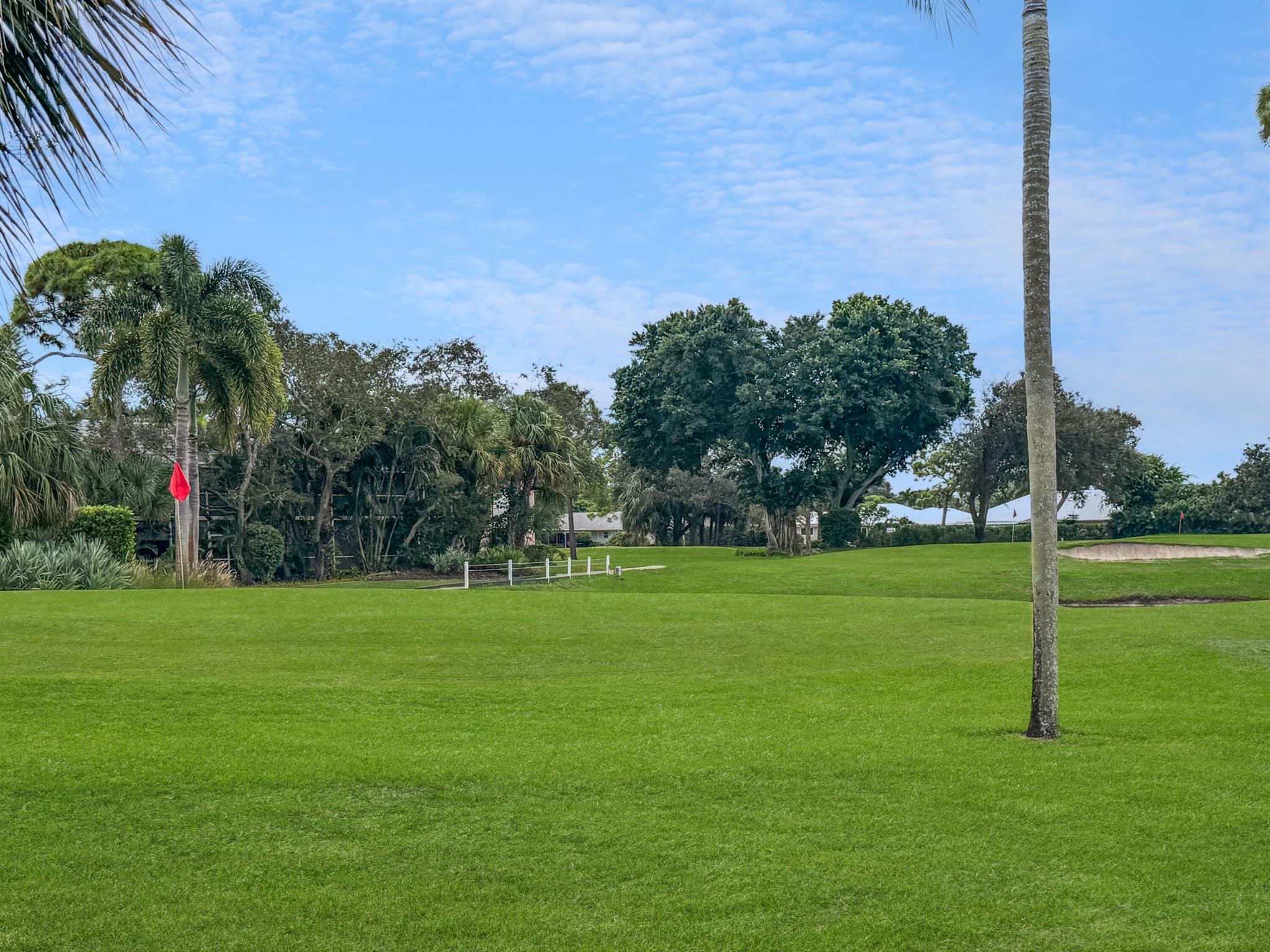 LITTLE CLUB CONDO - Residential