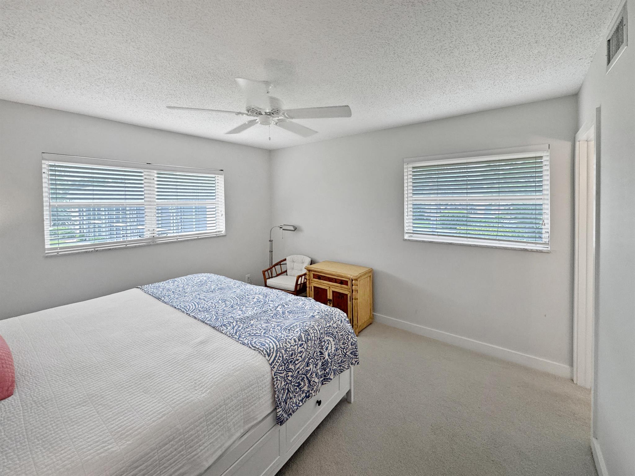 LITTLE CLUB CONDO - Residential