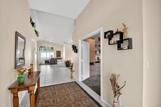 10299 Utopia Circle W