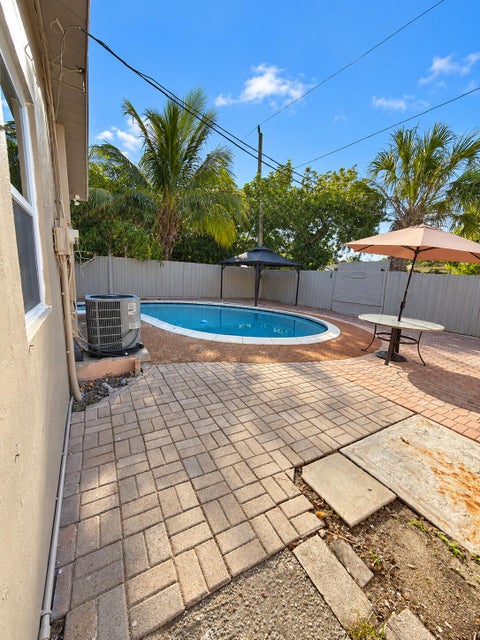 Tiny photo for 1500 NE 42ND Court, Pompano Beach, FL 33064 (MLS # B26084786)