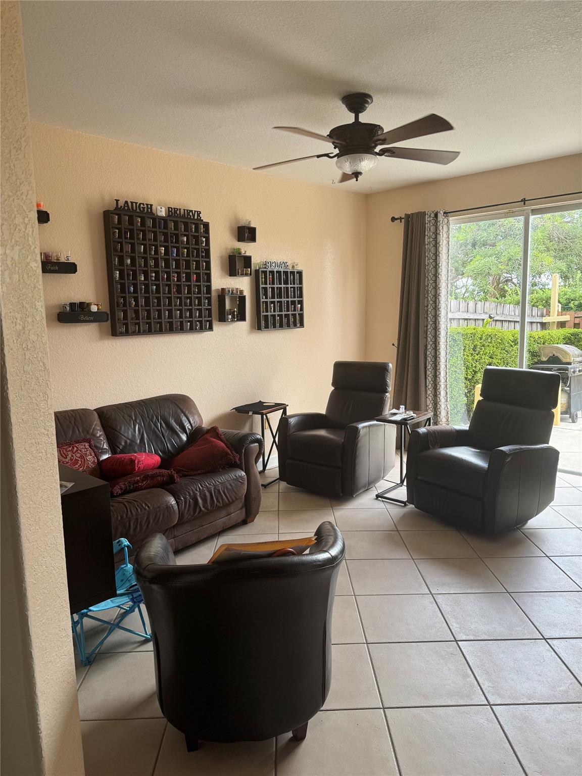 GRAND LAKES PHASE I - Residential Lease
