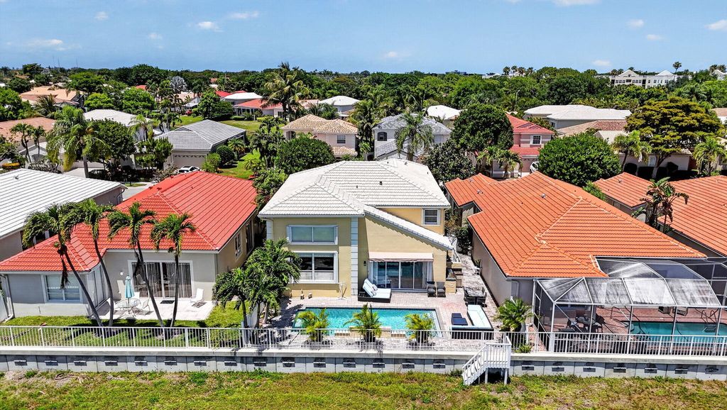 Photo of 6362 Brava Way, Boca Raton, FL 33433 (MLS # B26021732)