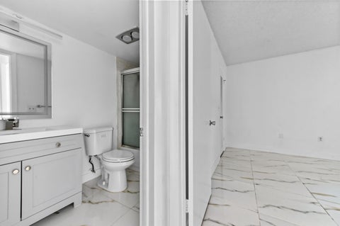 Tiny photo for 4793 Esedra Court #307, Lake Worth, FL 33467 (MLS # B26086397)