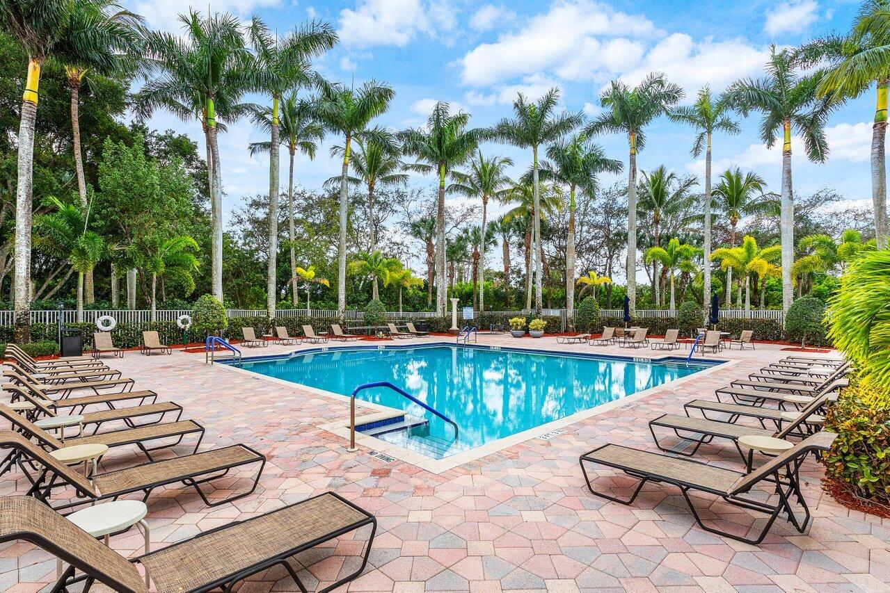 MIZNER POINTE OF BOCA VIA ANCHO - Residential