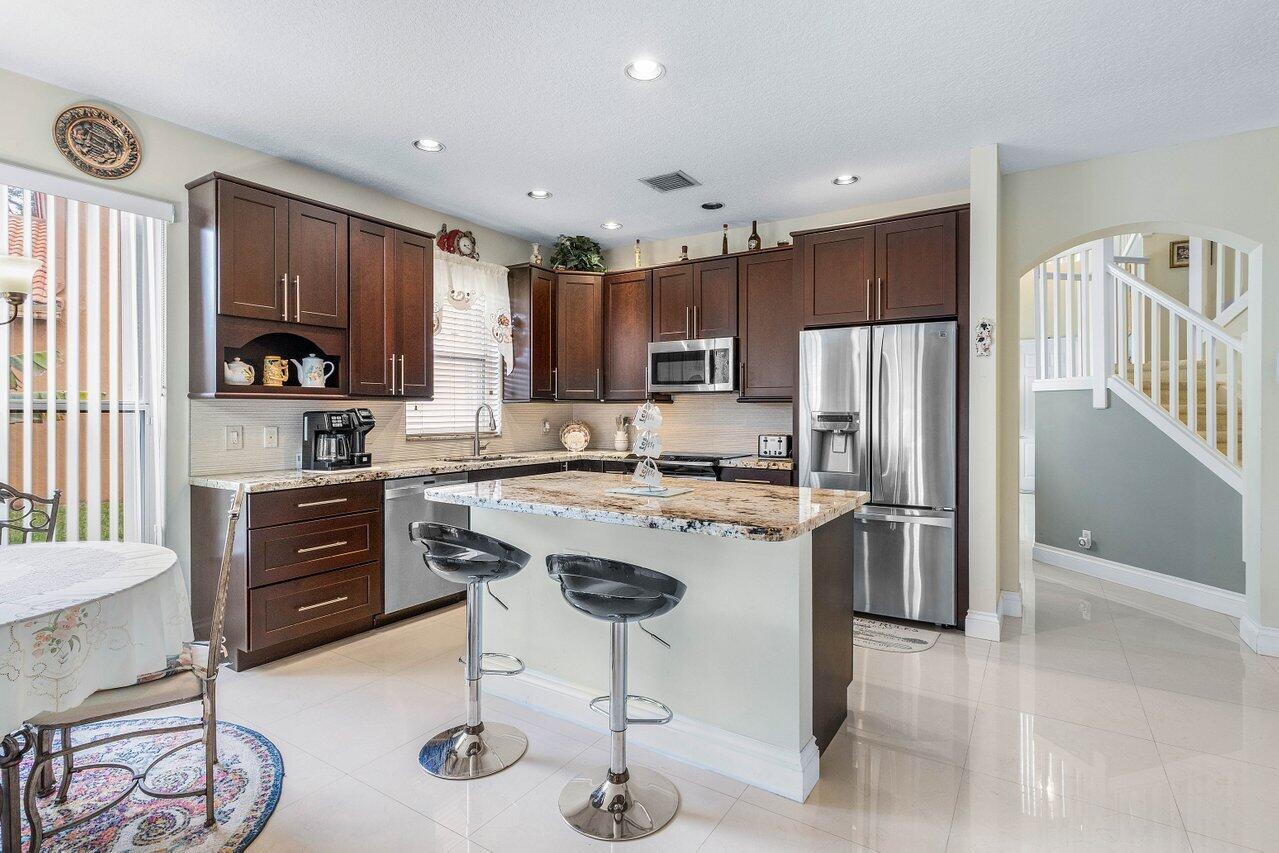 MIZNER POINTE OF BOCA VIA ANCHO - Residential