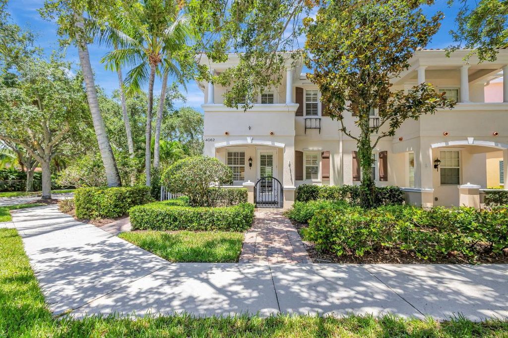 Photo of 4062 Parkside Drive, Jupiter, FL 33458 (MLS # R10995223)