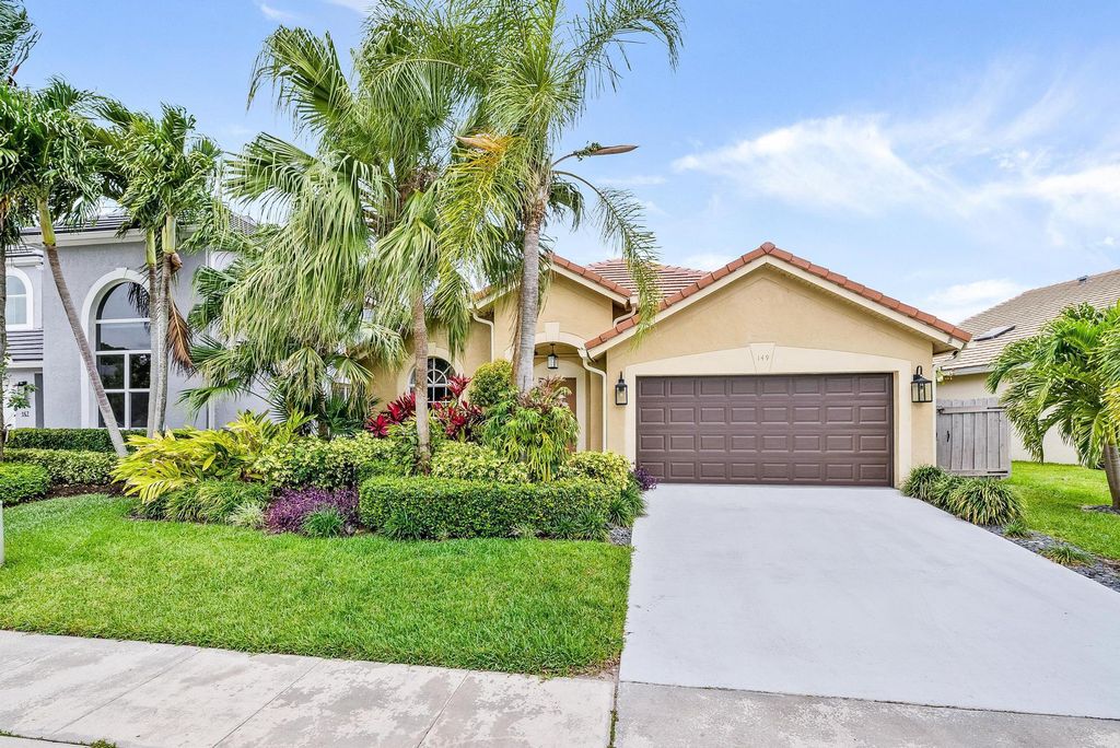 Photo of 149 Cypress Cove, Jupiter, FL 33458 (MLS # R11102997)