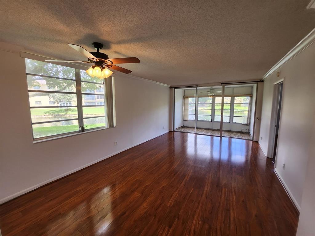 5940 NW 64th Ave 101