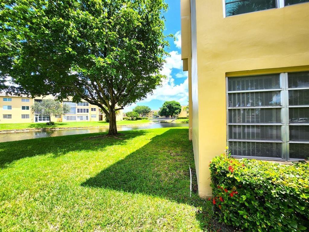 5940 NW 64th Ave 101