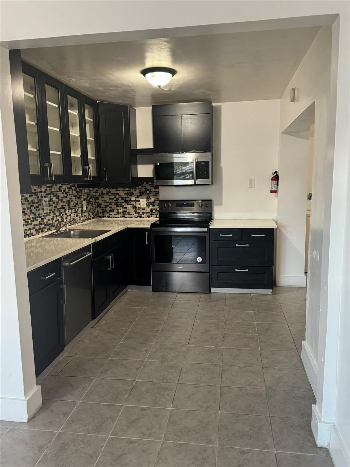 BREEZYWAY MANOR ADD - Residential Lease