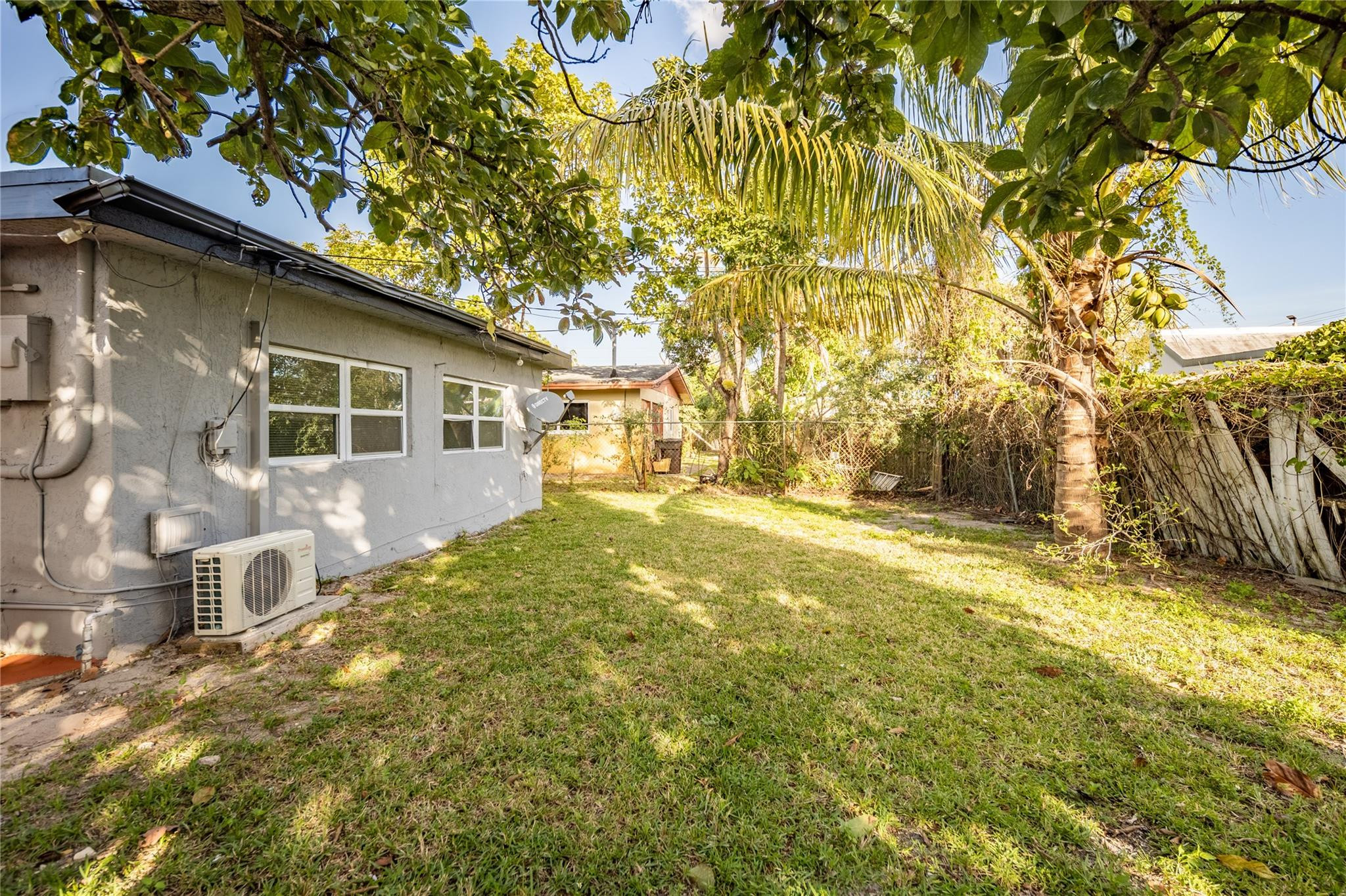 BREEZYWAY MANOR ADD - Residential Lease