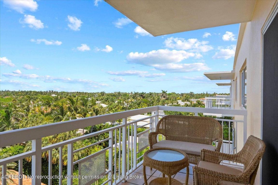 LAKE TOWERS COND DECL FILED 2-9-88 IN OR5569P946 - Residential Lease